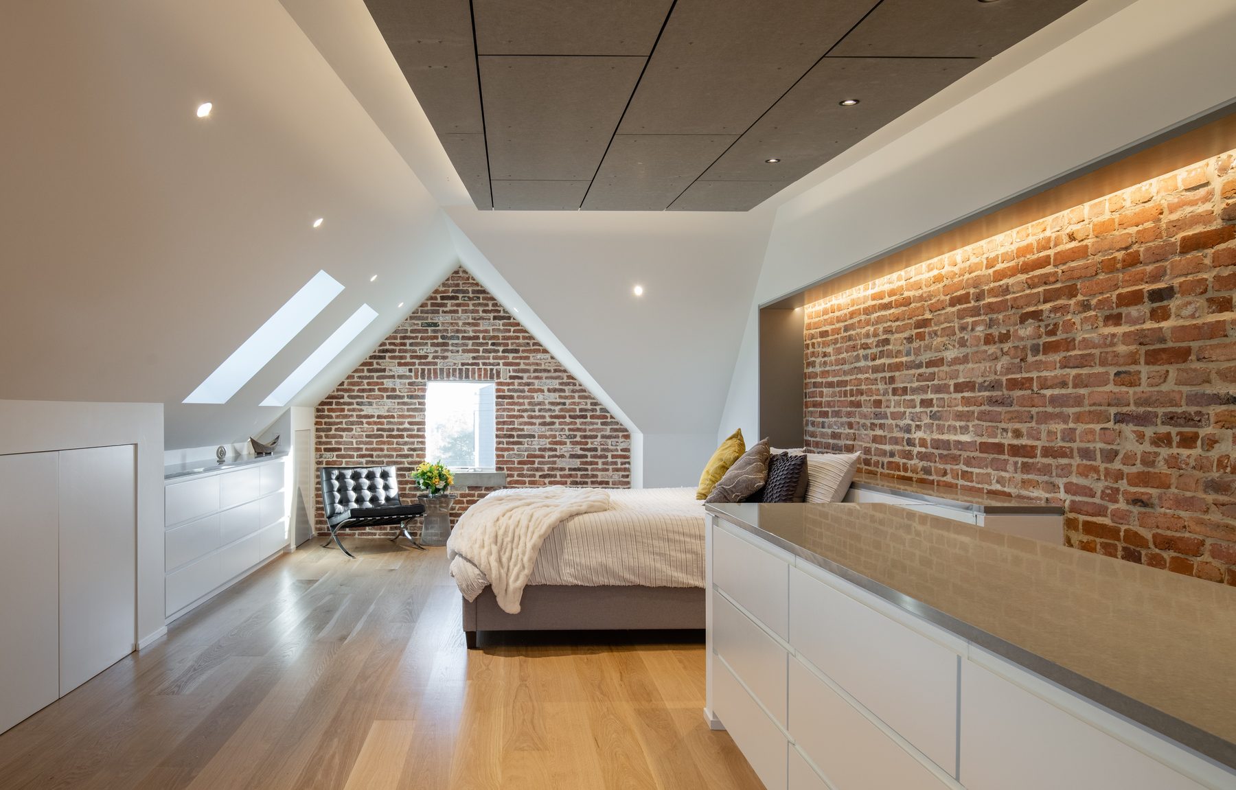A stair climbing to a top-floor room